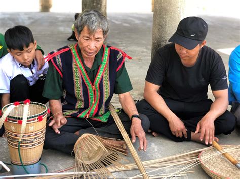  Jute: Vật liệu thiên nhiên bền bỉ cho ngành dệt và bao bì!